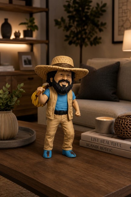 Statuina 3D Uomo con Cappello di Paglia e Banane – 25 cm